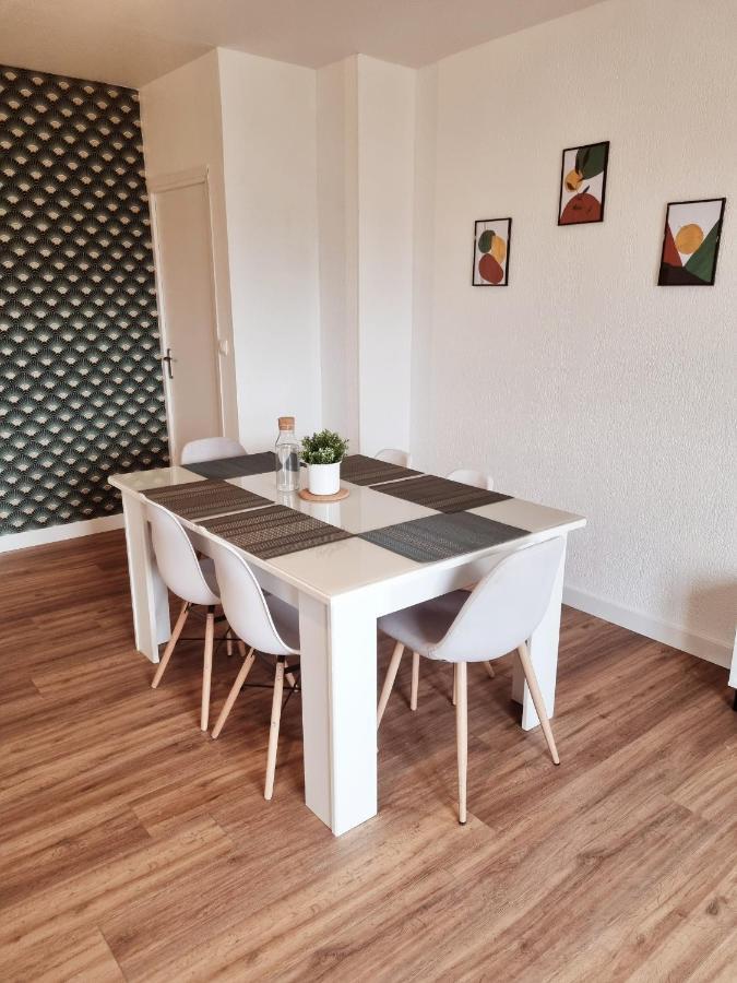 Bel Appartement Centre Ville 3 Chambres Saint-Florent  Exteriér fotografie